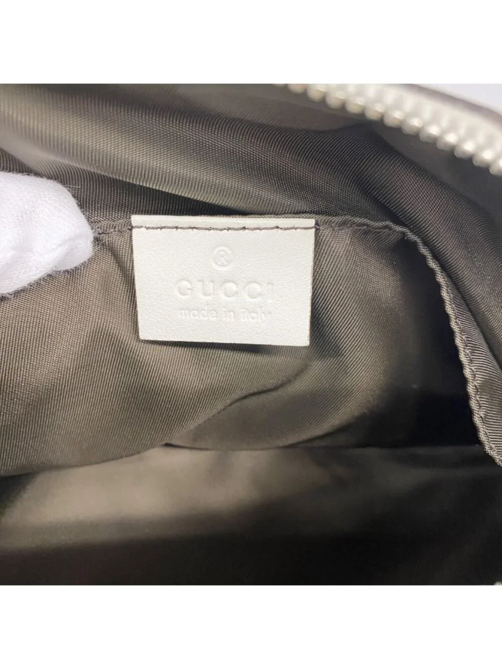 Gucci Pouch Sherry Line Guccissima Leather White Silver